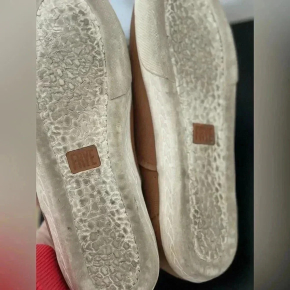 Frye Mindy Slip On Sneaker - Picture 5 of 6